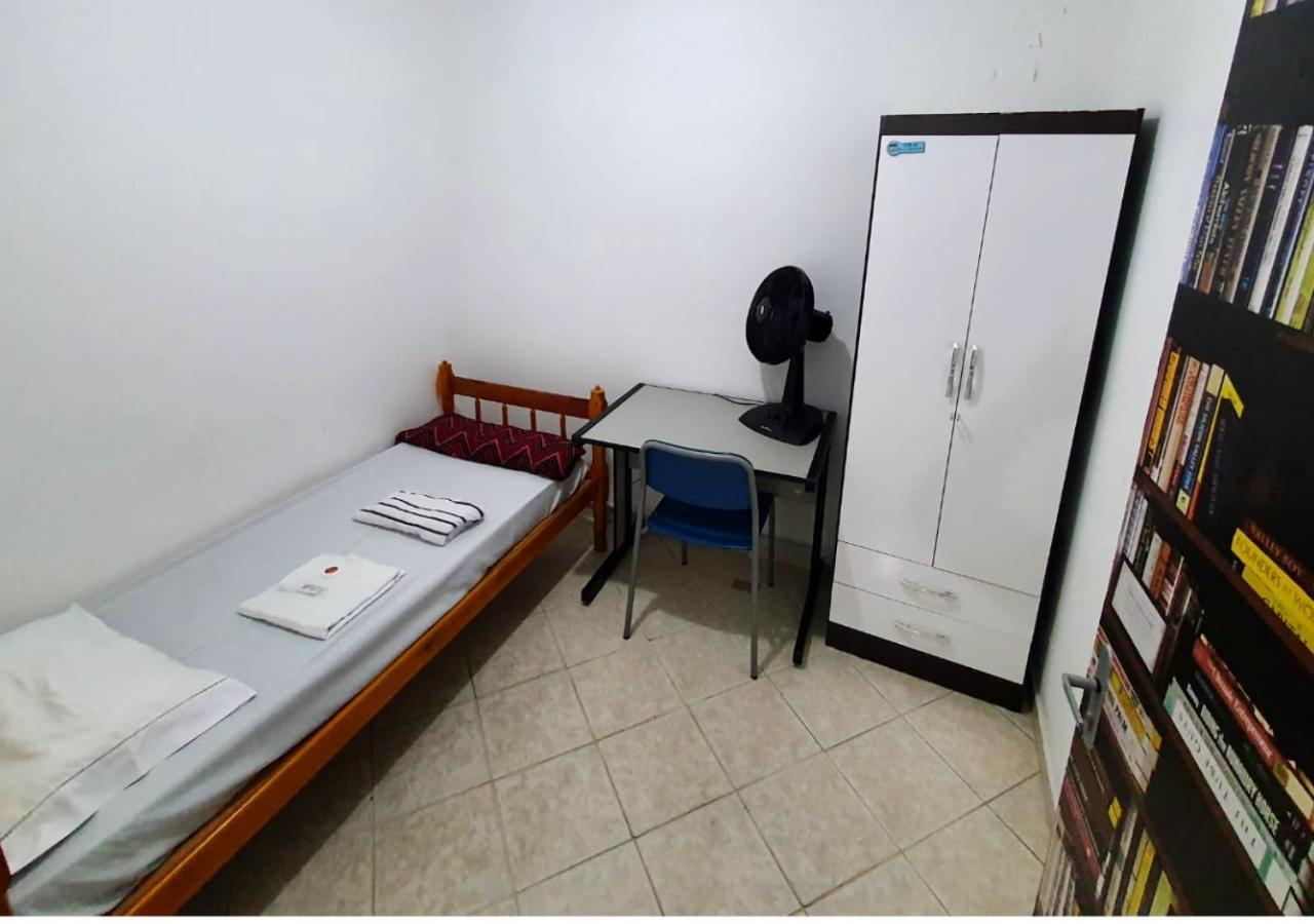 Hostel Airport Rooms Diadema Exterior foto